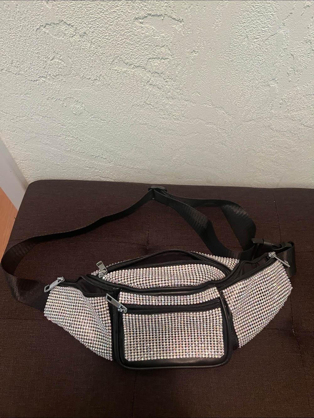 #2357*”5x12” the 80’s style Adjustable Leather Poster Girl- Black Waist Bag - Picture 1 of 17